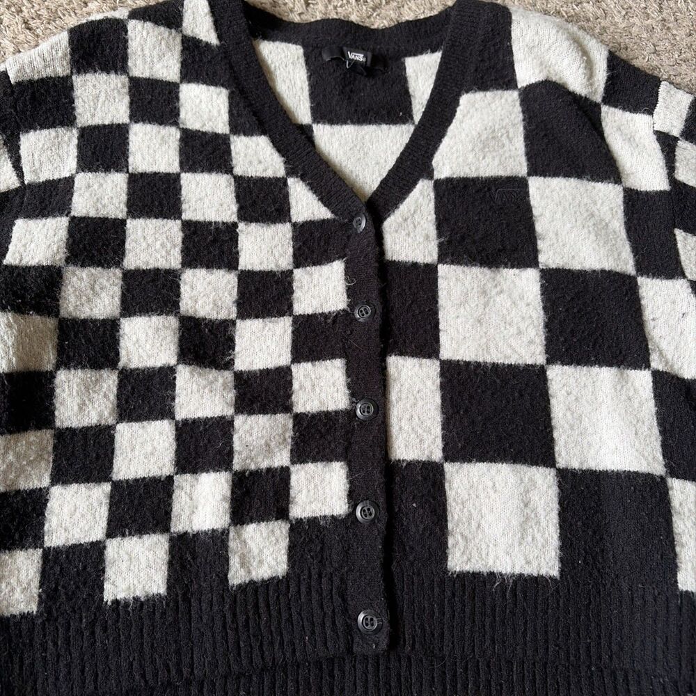 Vans Cardigan Sweater Womens M Black White Checkered V Neck Button Knit Fuzzy - Picture 2 of 4